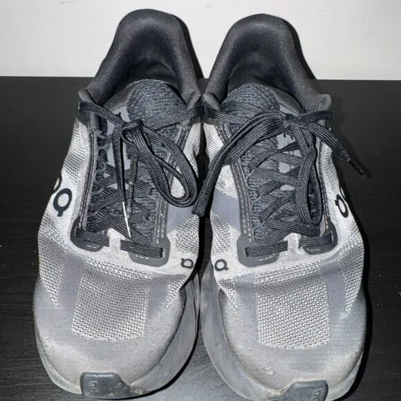 Women's On Cloud Shoes - Black - Size 7 - Picture 2 of 7